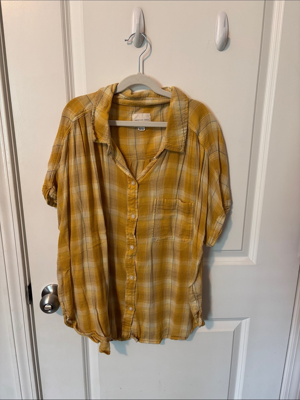 American Eagle Outfitters Mustard Plaid Short-Sleeve Button-Down